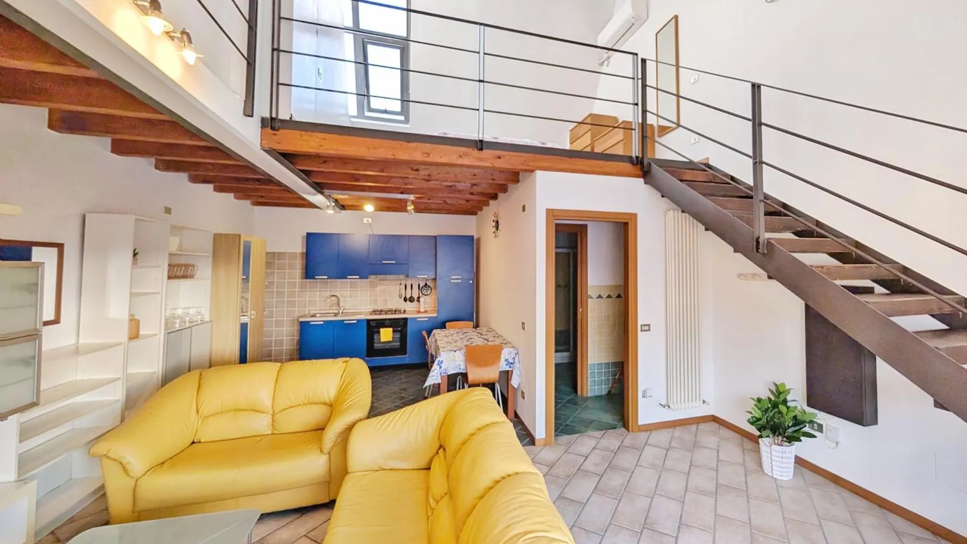 Apartamento Urbino Loft - City Center On Foot Crema