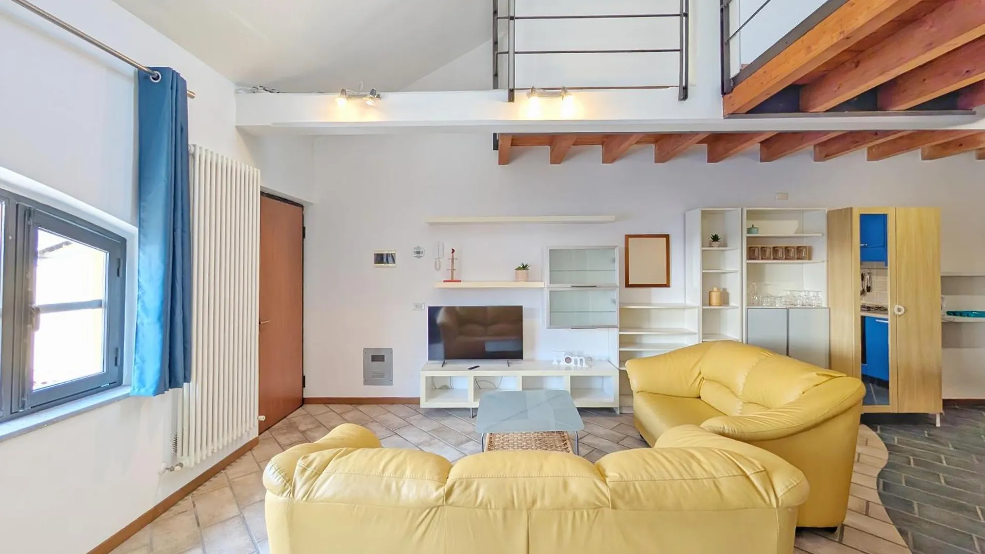 Apartament Urbino Loft - City Center On Foot Crema